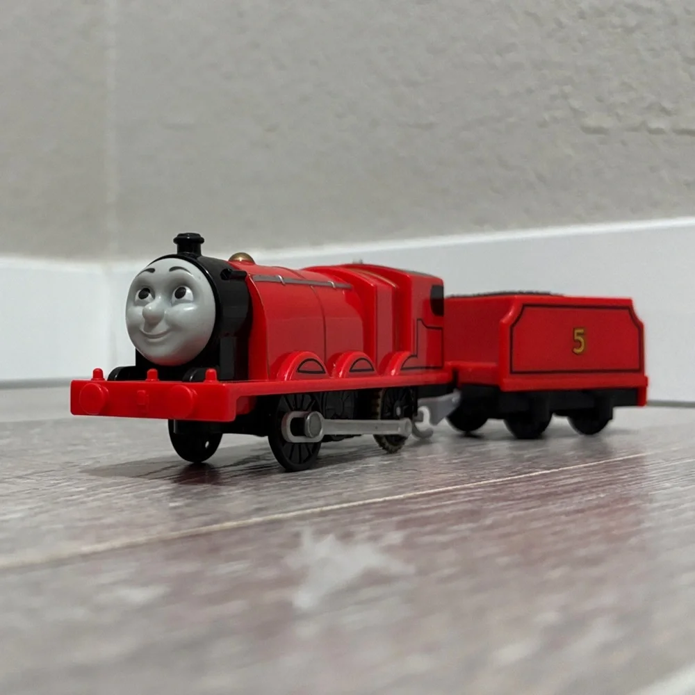 Trackmaster James and Tender